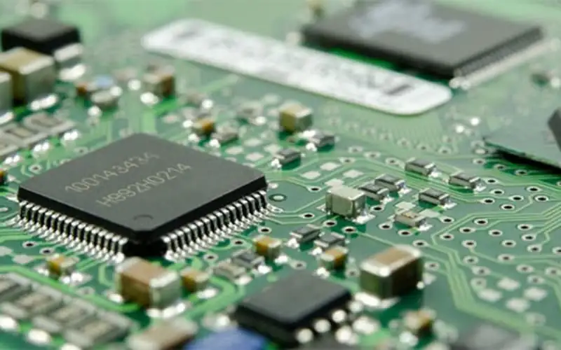 Các thành phần chính của bảng vi mạch điện tử