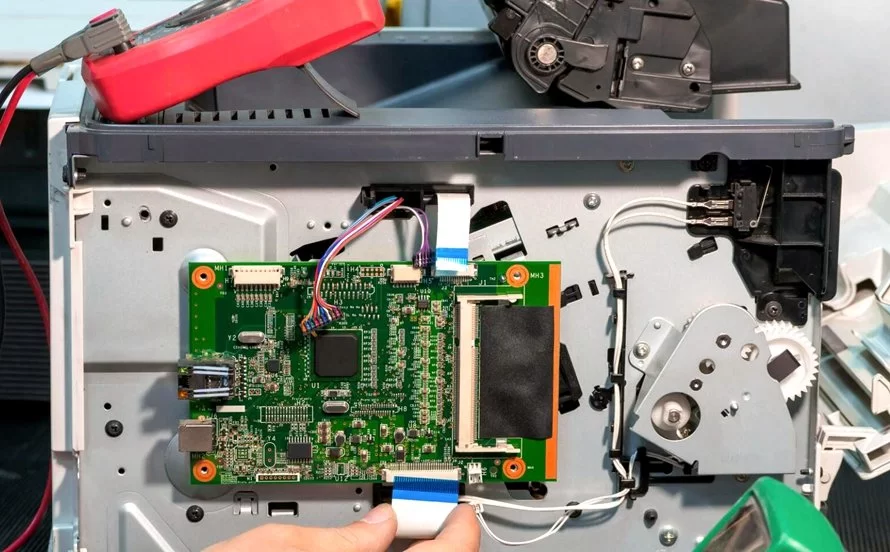 Box Build là gì trong sản xuất điện tử?