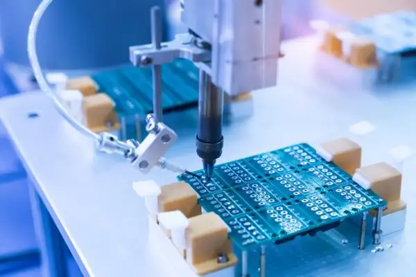 Ứng dụng dây chuyền SMT và máy móc hiện đại tại công ty SHDC