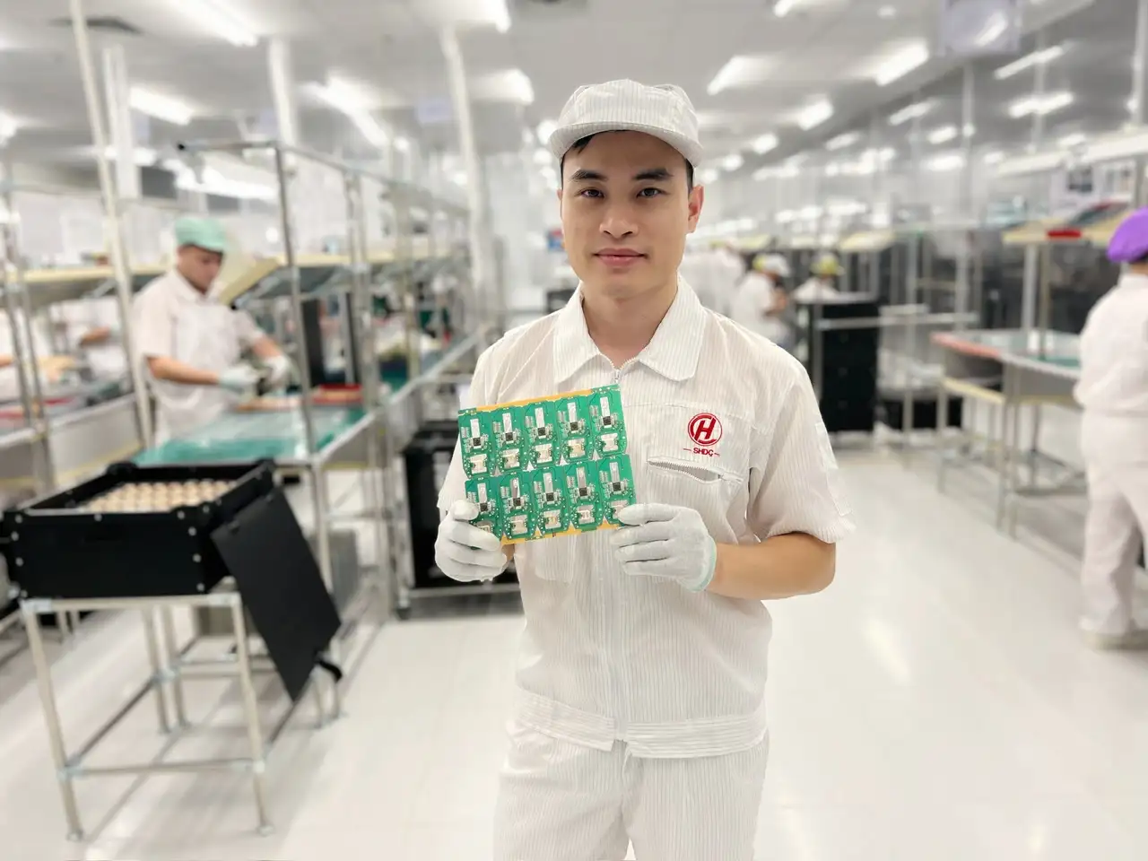 Ưu điểm khi lựa chọn SHDC để gia công SMT theo yêu cầu