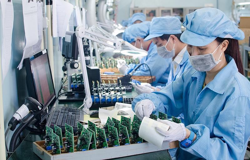 automotive electronics manufacturing Vietnam