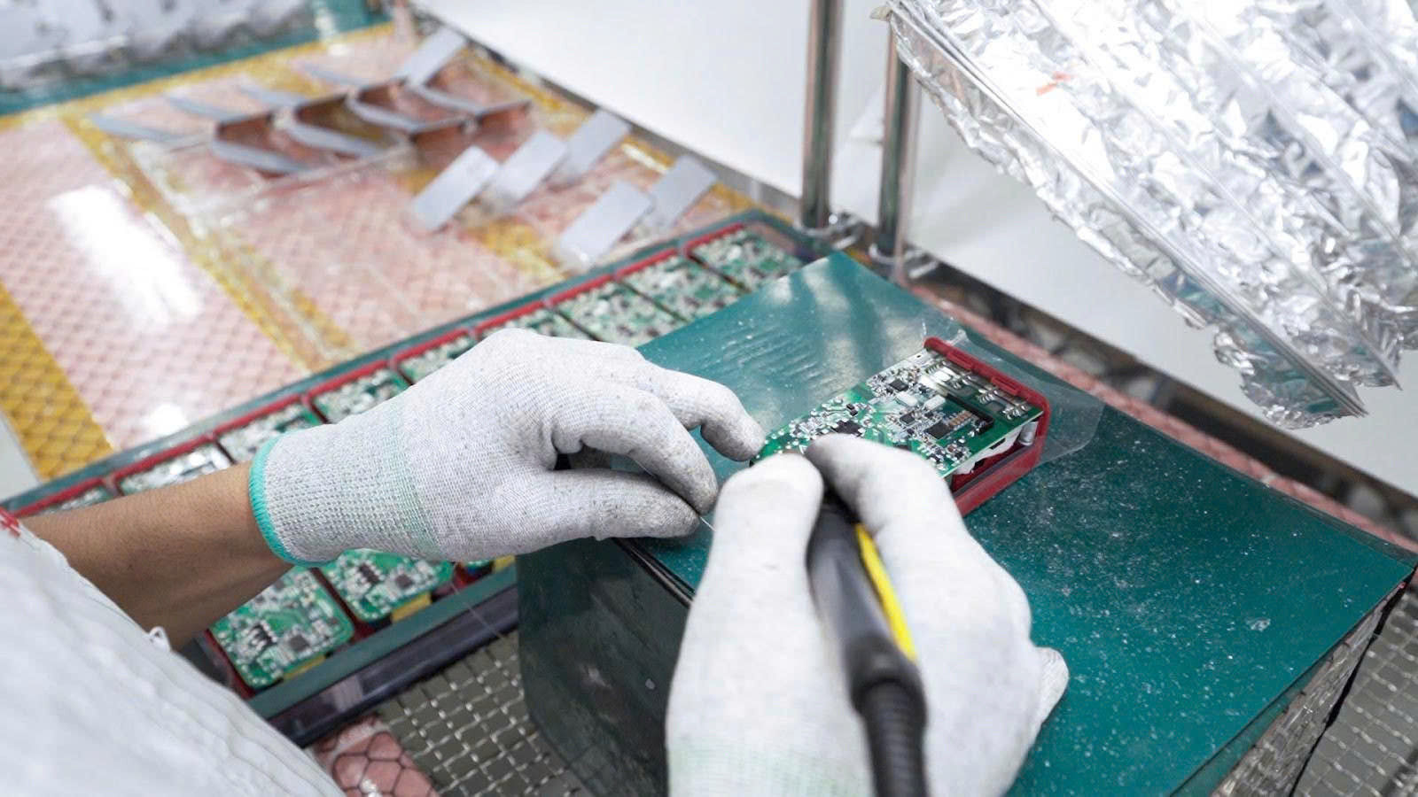Hệ thống sản xuất và kiểm soát chất lượng chặt chẽ